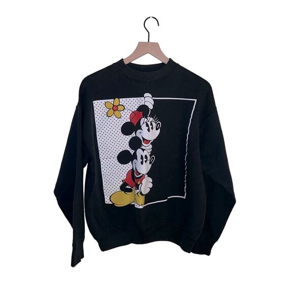 Disney Tops - VNTG DISNEY Minnie and Mickey screenprint crewneck M